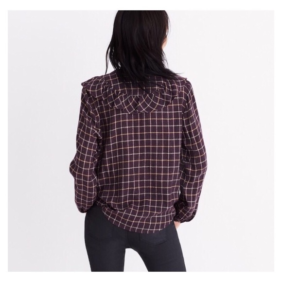 SALE!! Ruffle blouse - Picture 2 of 3